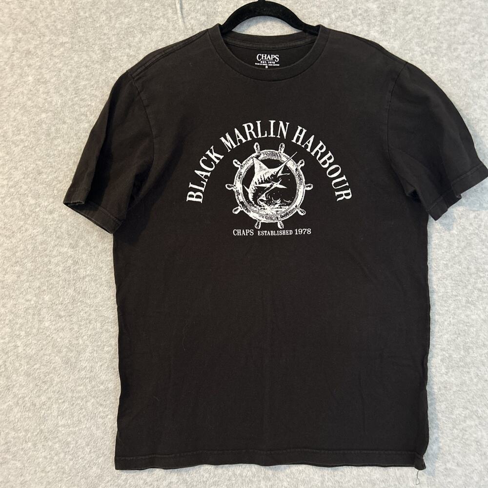 Chaps Mens Black Marlin Harbour Graphic T-Shirt Black Short Sleeve Small